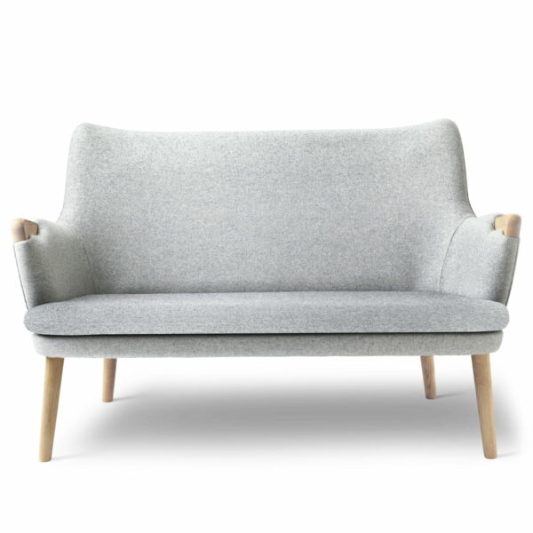 Carl Hansen - CH72 Sofa